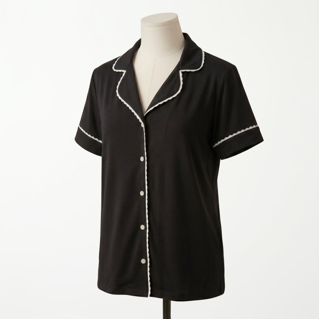 Pijama Classic Noir - blusa manga corta negra vista frontal
