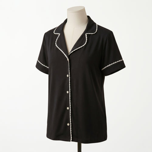 Pijama Classic Noir - blusa manga corta negra vista frontal