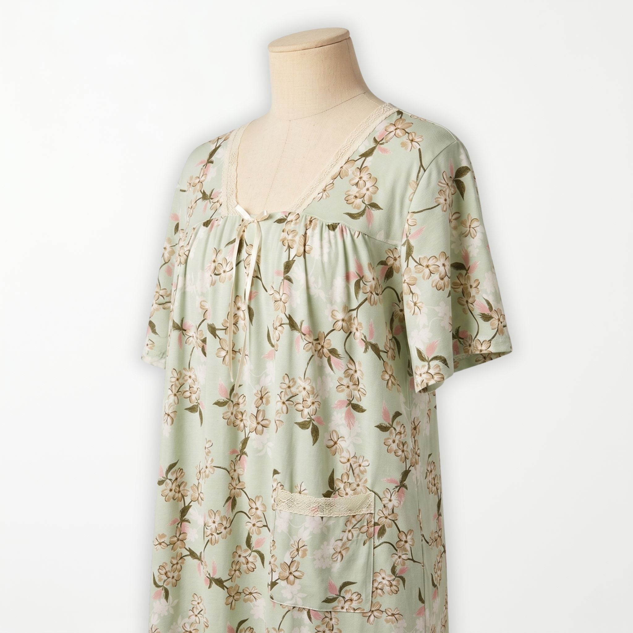 Bata Sage Blossom - vista frontal estampado floral