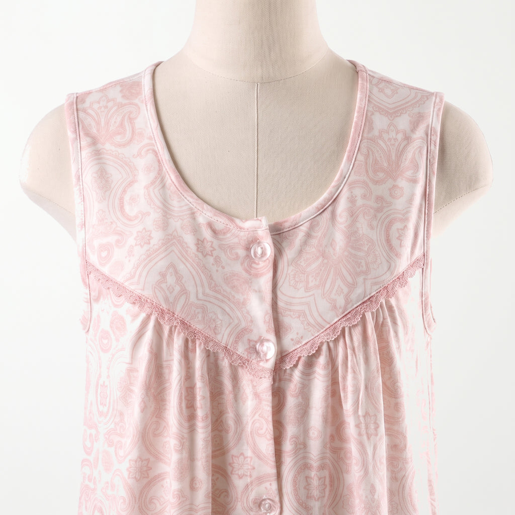 Bata Camelia, torso: canesu con encaje rosa y botonadura al frente