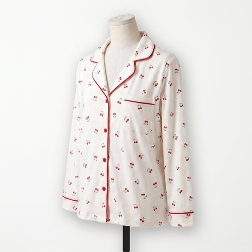 Pijama Cherry - blusa con estampado de cerezas, vista frontal
