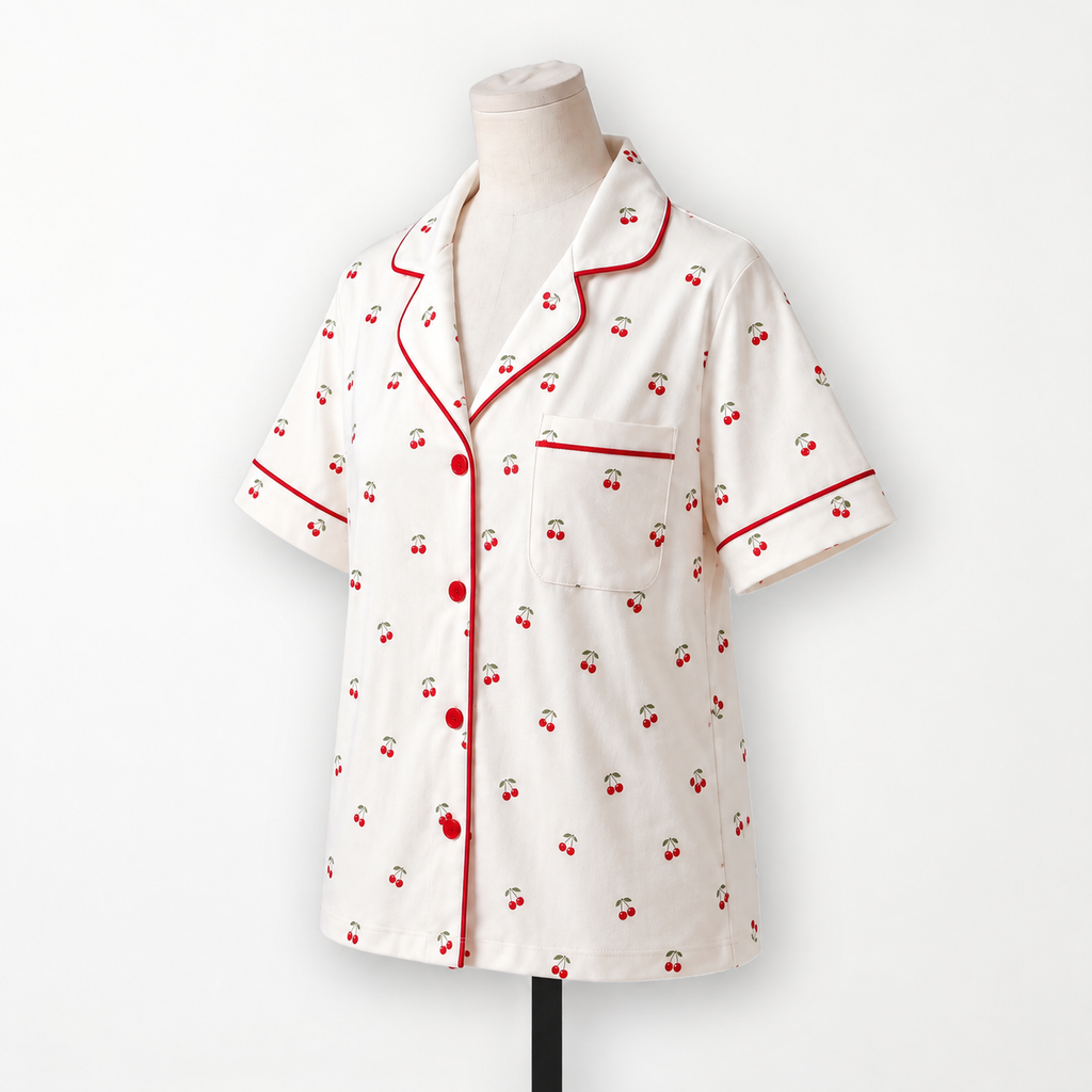 Pijama Cherry Short - blusa manga corta, vista de lado